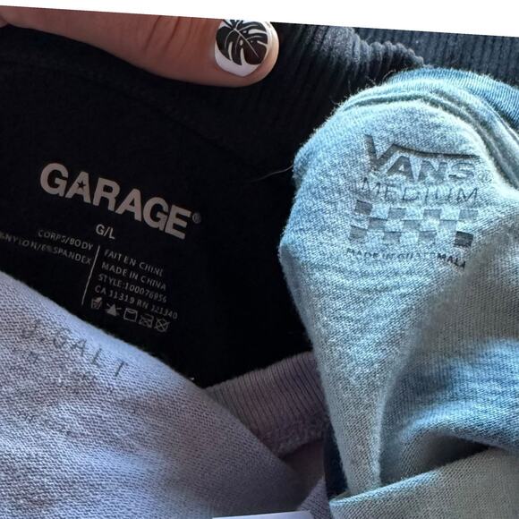 Womens Crop Tops Bundle Size Medium Large All Seasons Cropped Y2K Indie - Picture 8 of 9